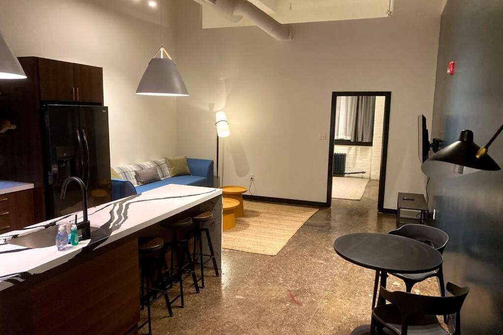 3E-Spacious Close To Pitt/Cmu/Carlow, Sleeps 4 Питсбърг Екстериор снимка